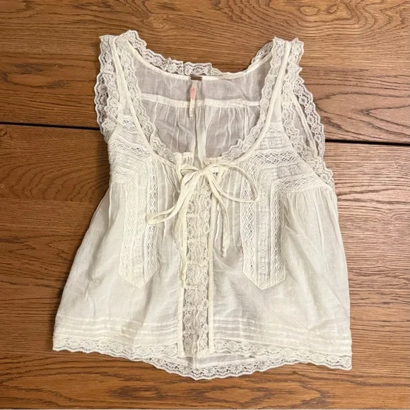 Free People Forevermore Tank, Ivory, Small, NWOT, SOLD OUT ONLINE - Picture 3 of 4